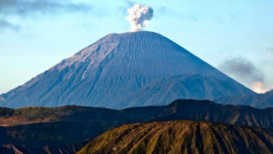 Фото вулкана Тамбора