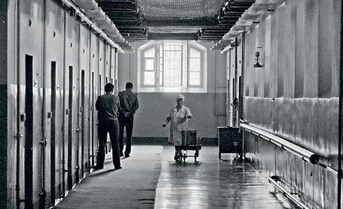 Коридор Лефортовской тюрьмы, фото советского времени