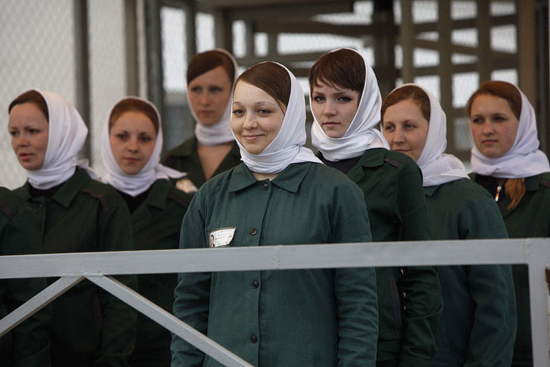 По каким «понятиям» живут женщины-заключенные в российских тюрьмах. Как женщины сидят в российских тюрьмах