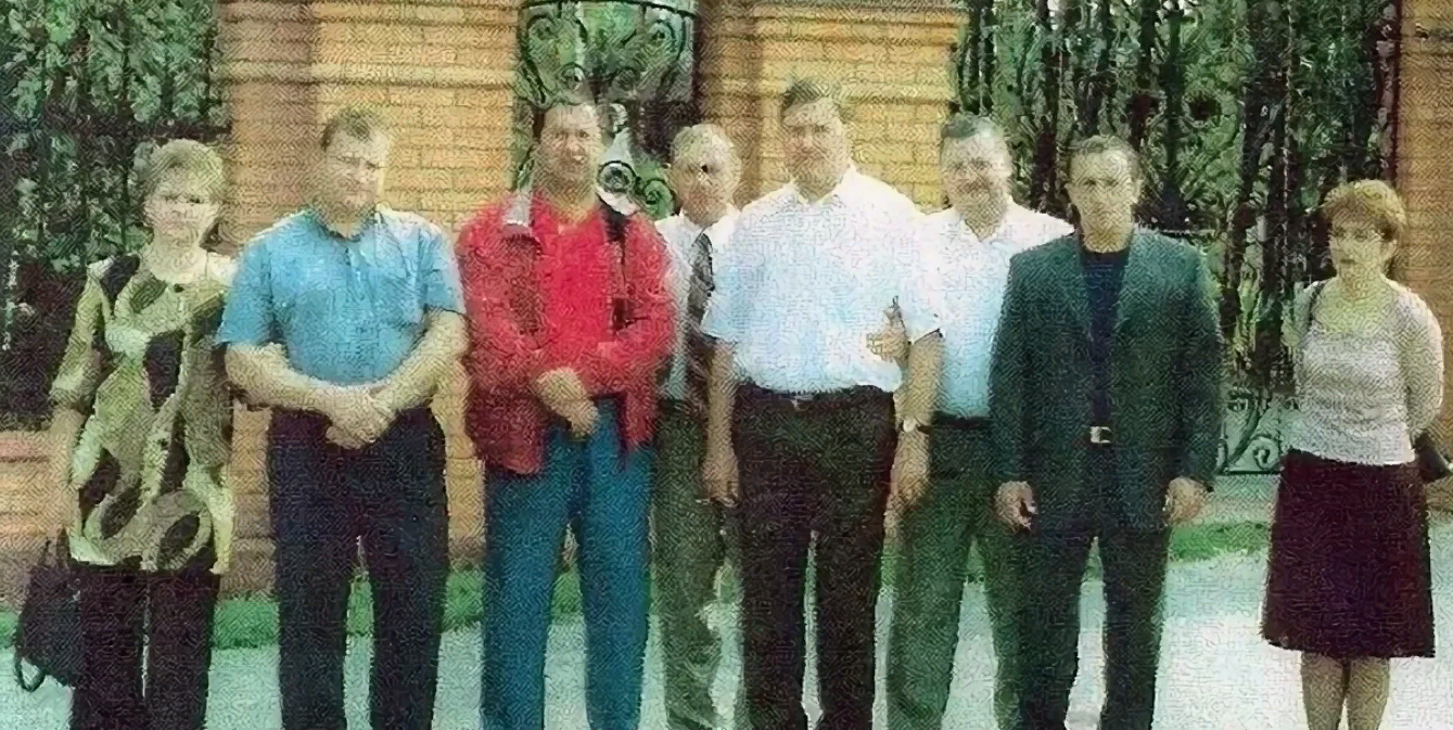 Криминальный энгельс 90 х фото лидеров