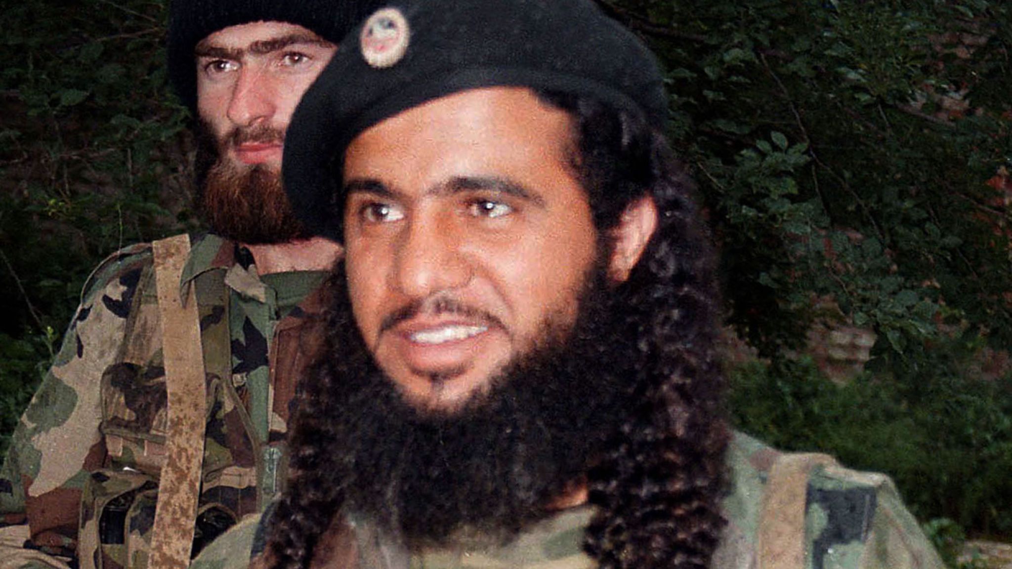 Теракты чеченских боевиков. Амир Аль Хаттаб. Хаттаб полевой командир. Эмир ибн Аль Хаттаб. Террорист Амир Хаттаб.